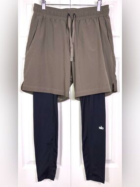 ALO Yoga Stability 2-in-1 Workout Tights Shorts Men’s Medium